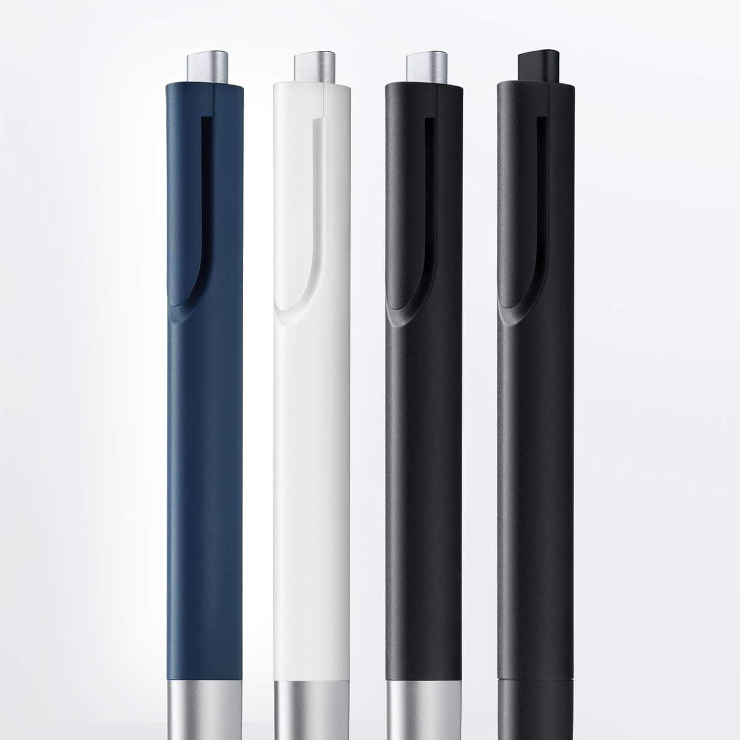 Lamy NOTO w dłoni