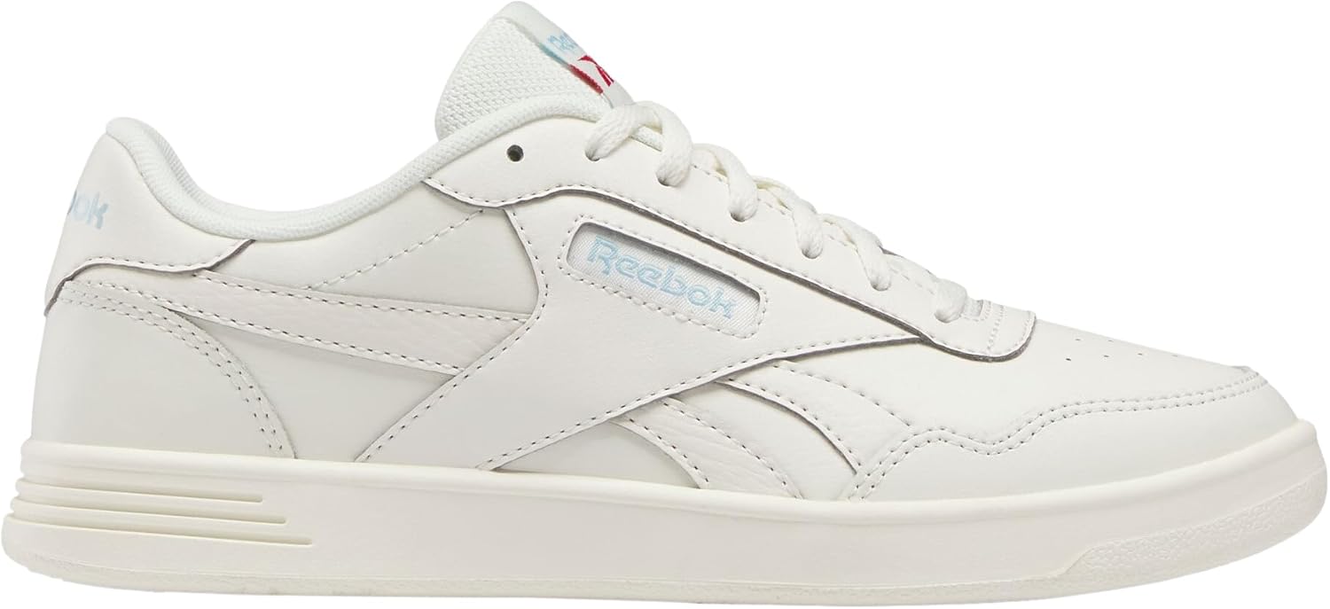 Reebok Court Advance – przód buta