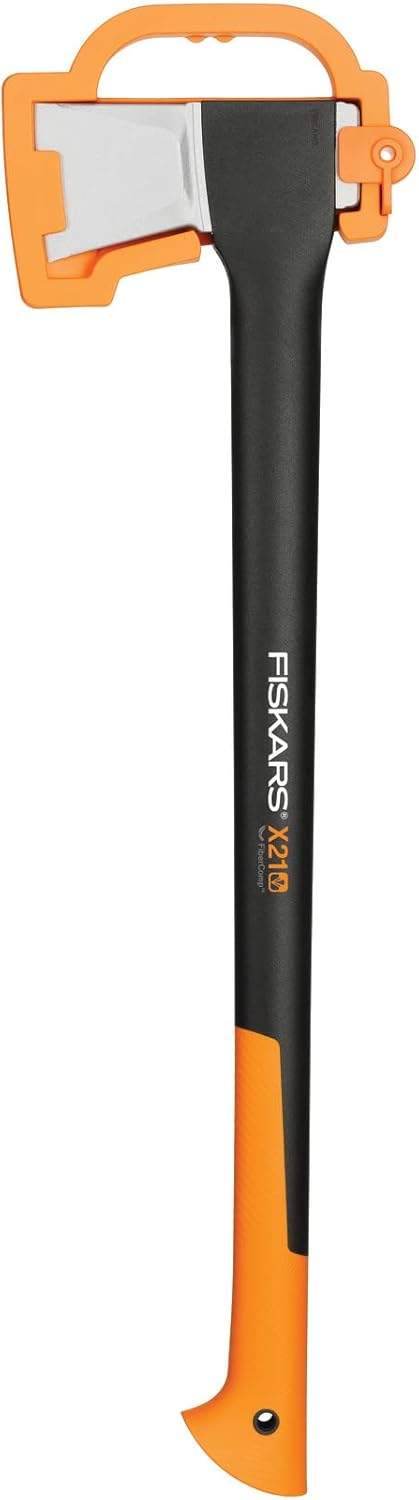 Fiskars X-Series Siekiera w akcji