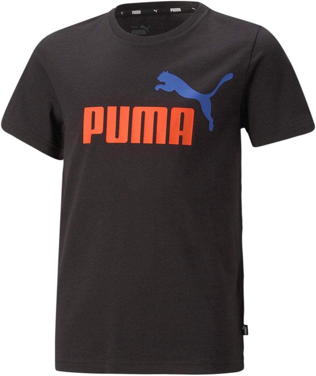 Chłopiec w koszulce PUMA Ess B bawiący się na placu zabaw