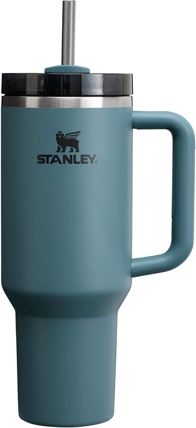Stanley Quencher H2.0 Flowstate Tumbler w kolorze Blue Spruce